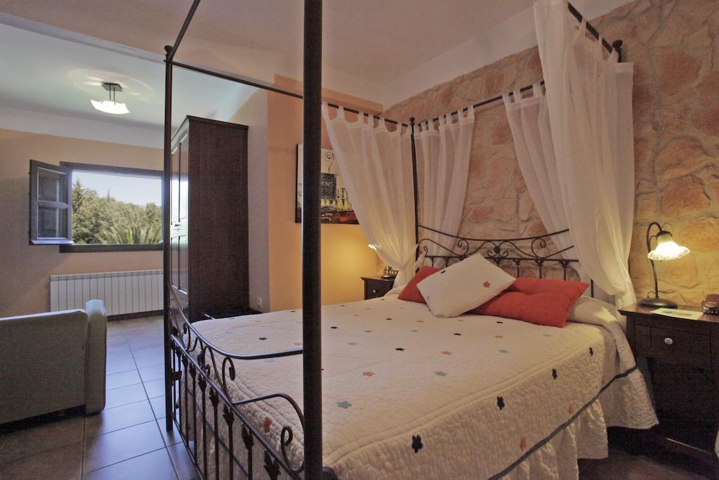 Hotel Rural Xerete Navaconcejo Oda fotoğraf